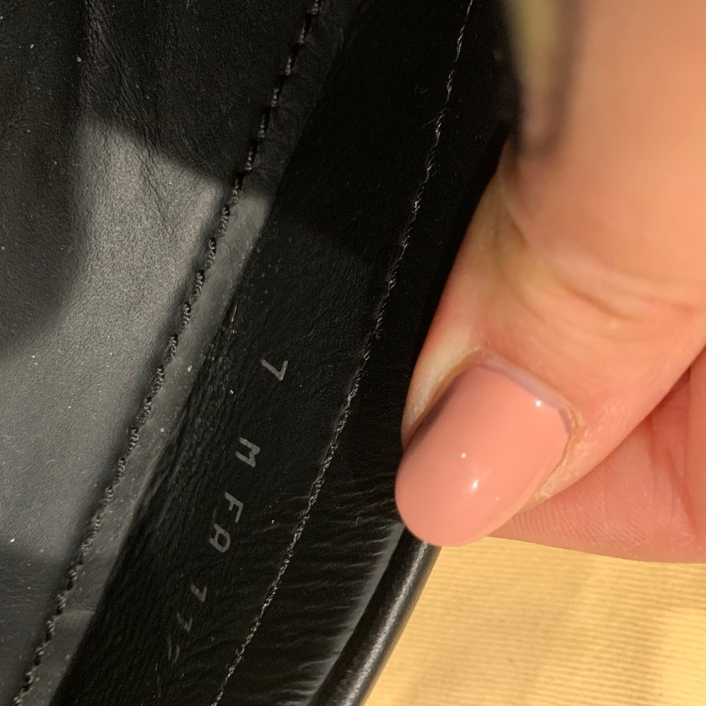 Louis Vuitton Mens Loafers Size 7 - Picture 5 of 11